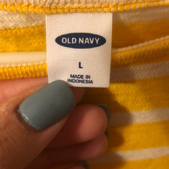 Yellow Striped Shirt with a tie in the front - Picture 2 of 2